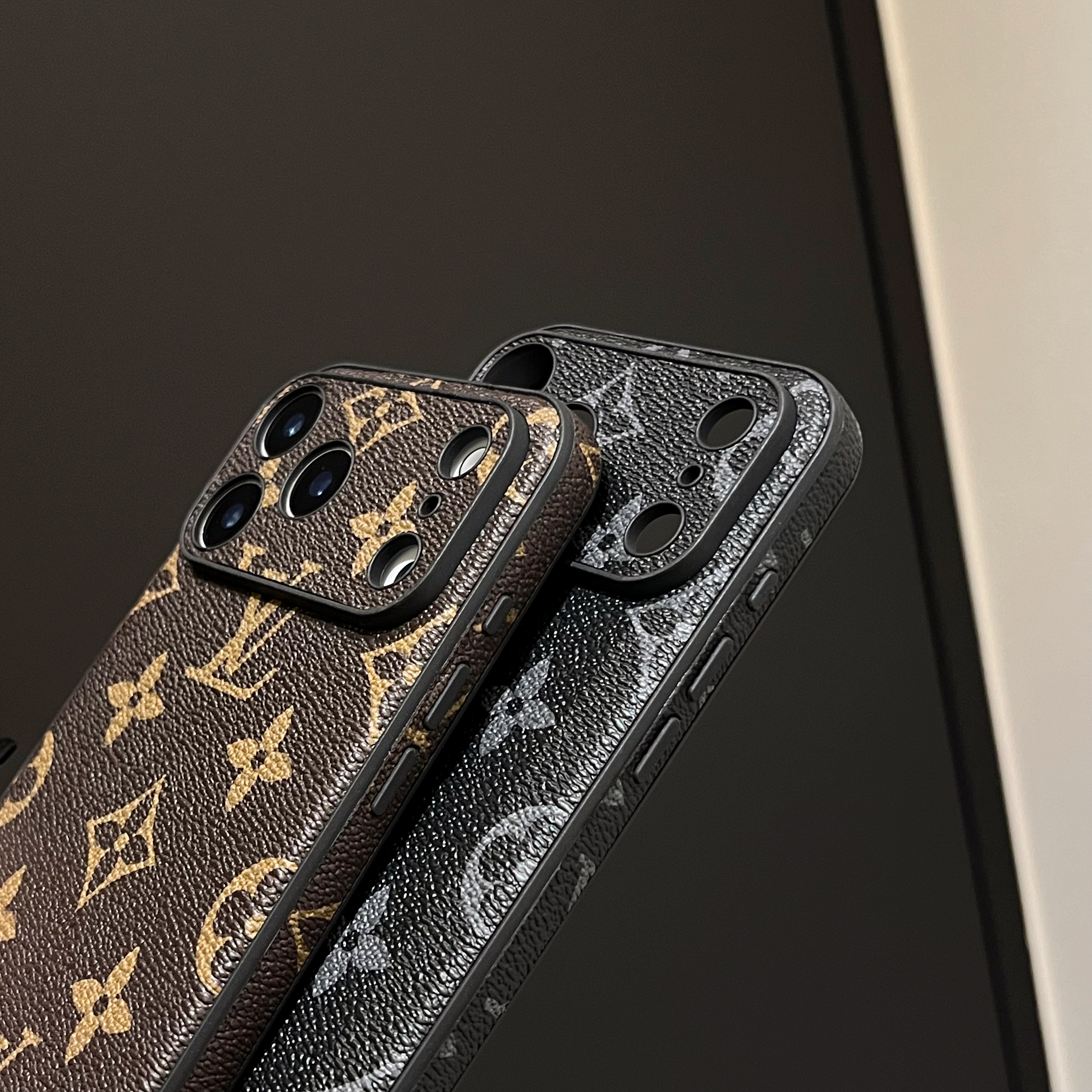Black Monogram iPhone Case For iPhone 17 Series-HBK250304