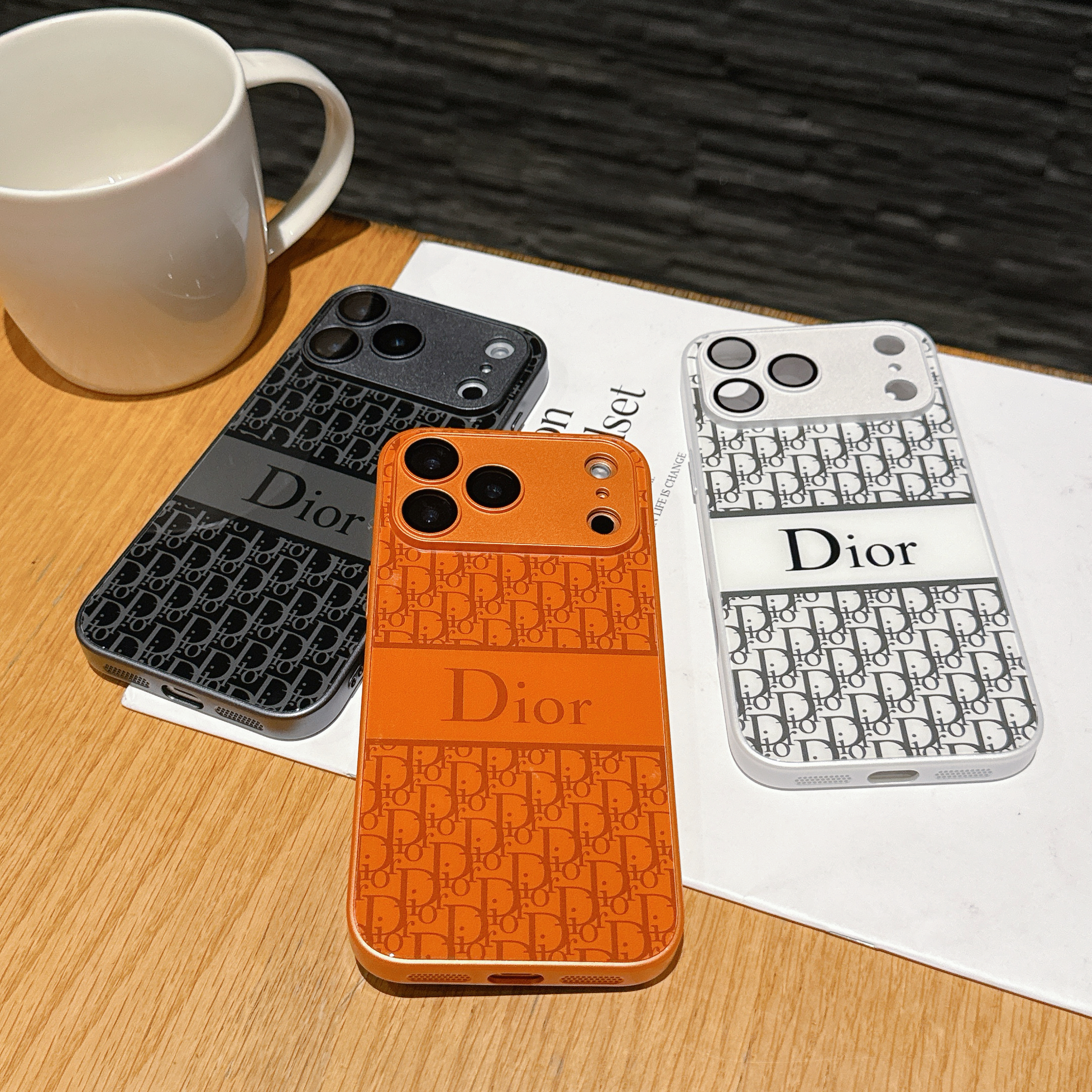 Classic CD iPhone case orange– GZLV0011