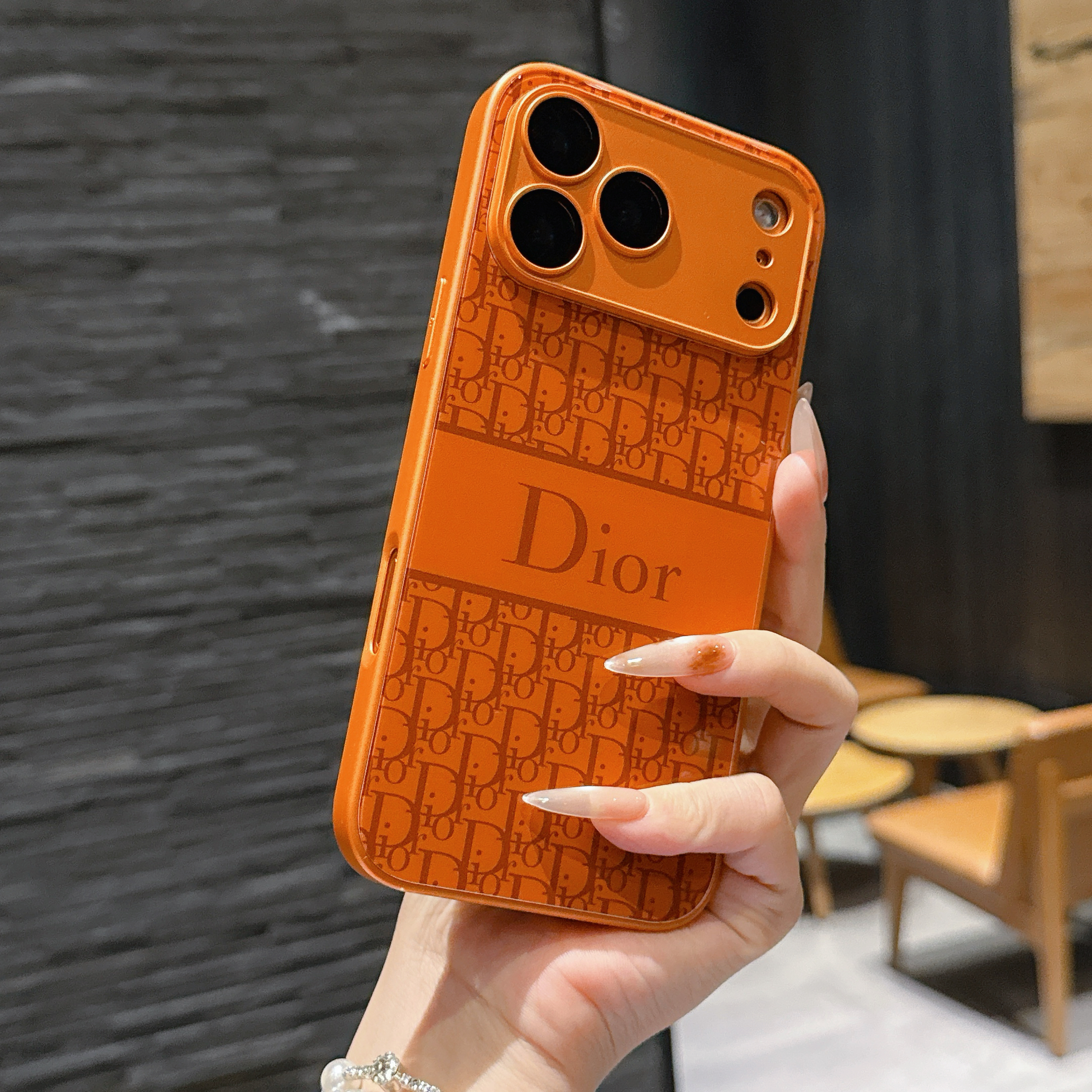 Classic CD iPhone case orange– GZLV0011