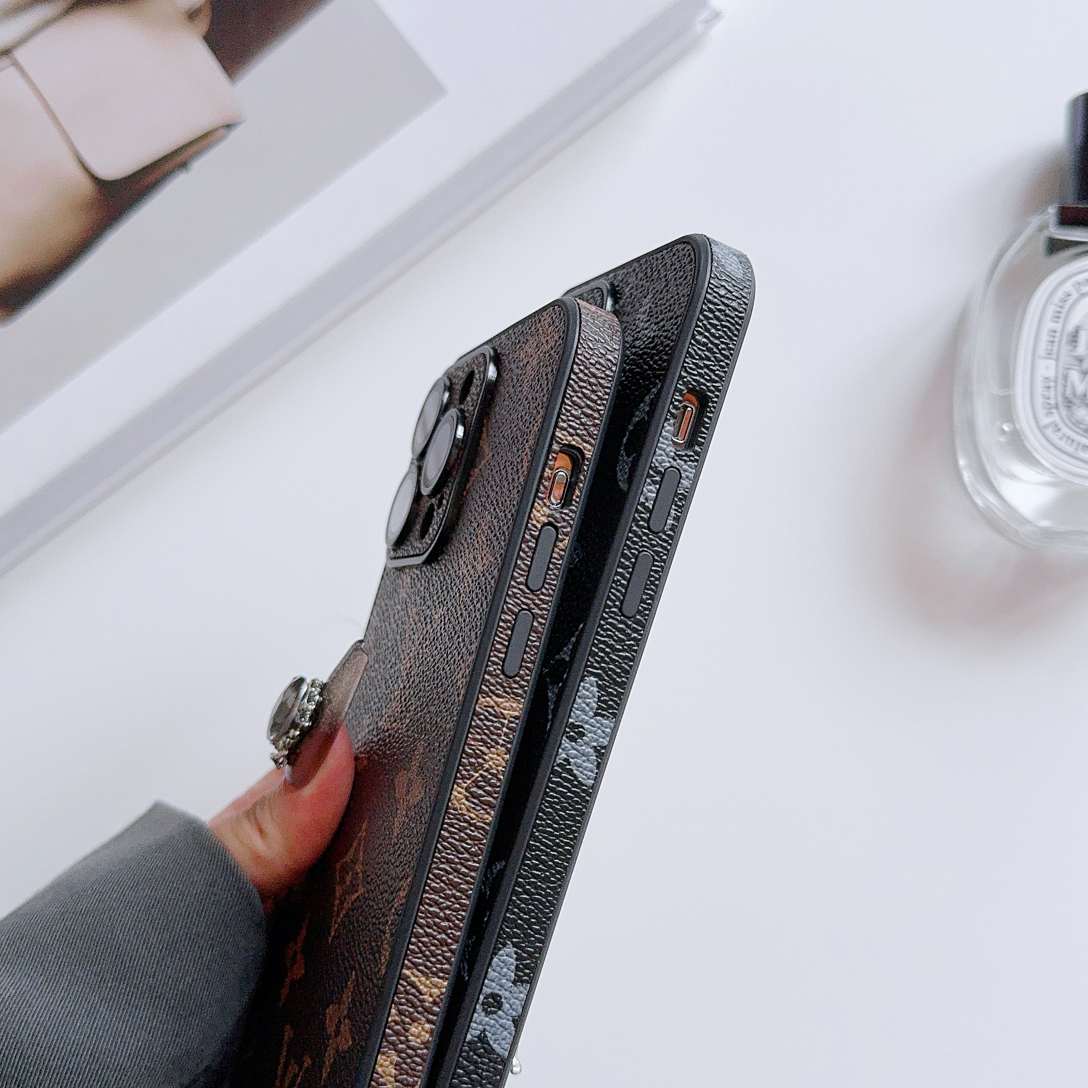 Leather Monogram iPhone Case With Lens Protection Big Printing -CZK251736