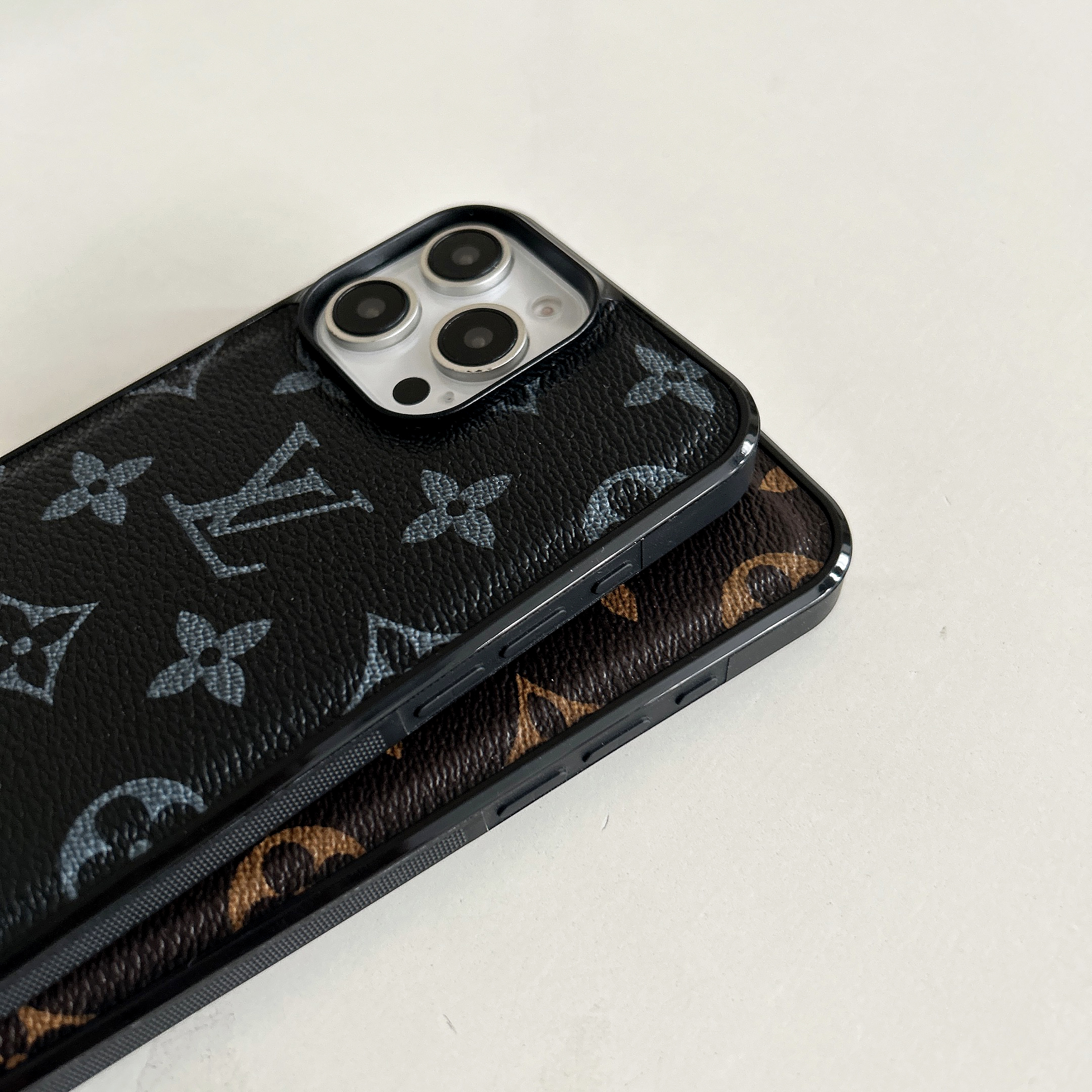 Leather  Monogram Phone Case For iPhone Black-BMK241125-casezom