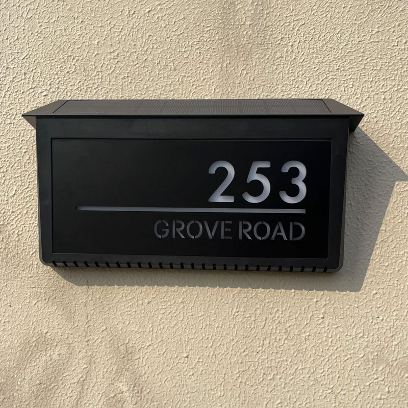 Aangepast zonne-LED-verlicht huisnummerbord