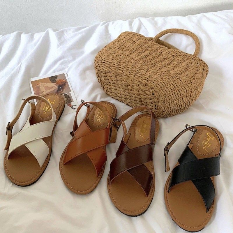 Ladies' Summer Style