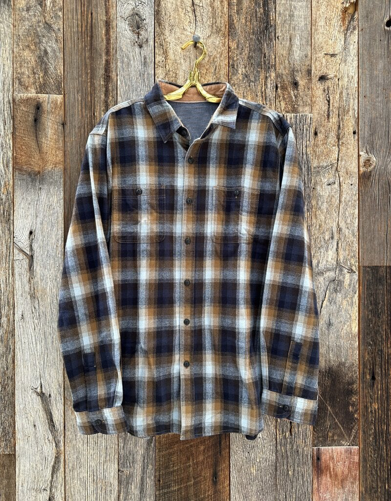 Casual Plaid Button-Down Shirt