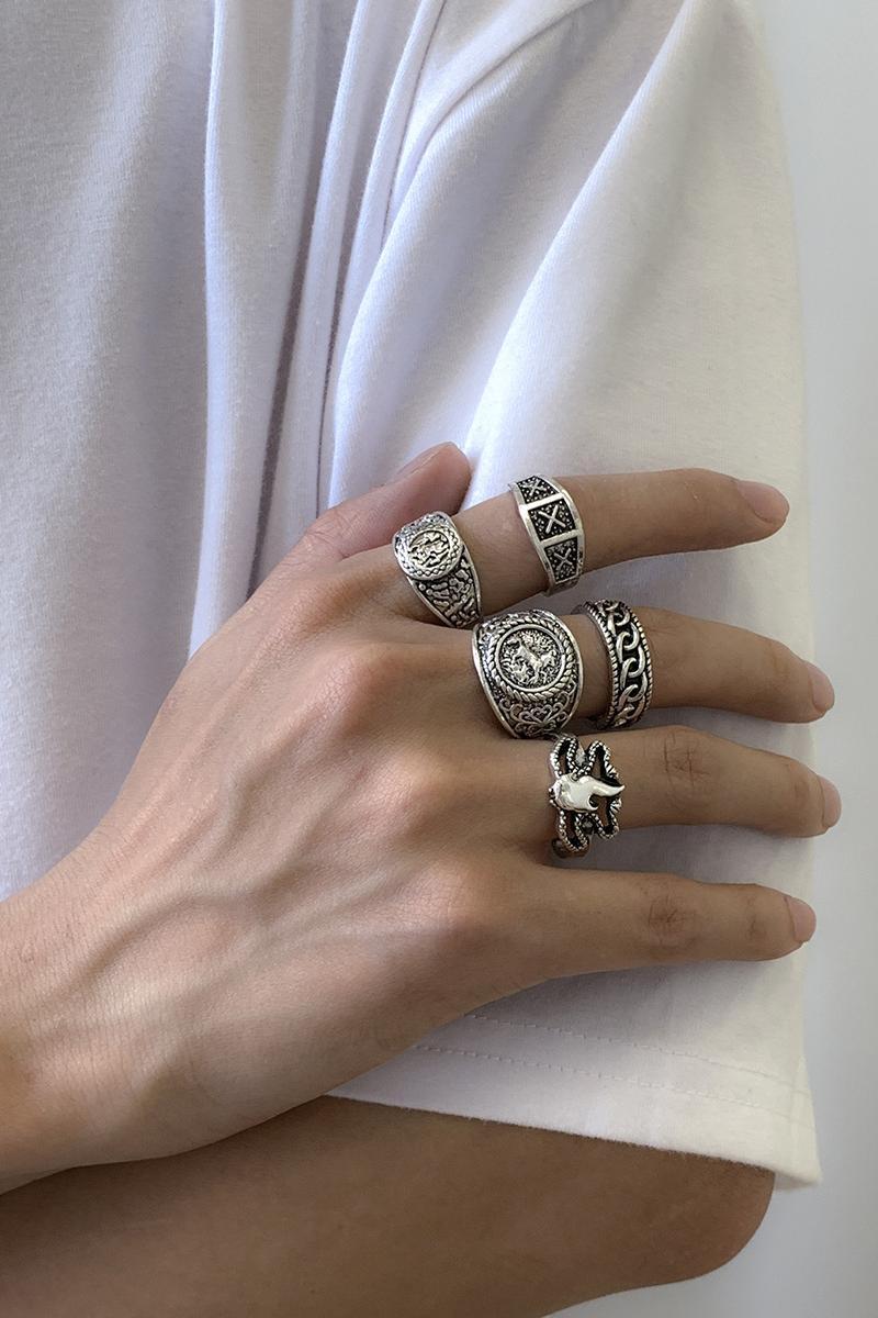 Retro Style Metal Ring