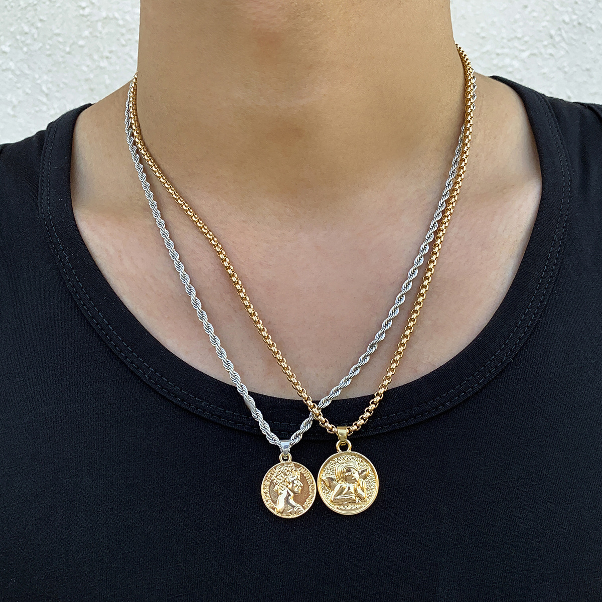 Personalized And Trendy Double Layered Necklace