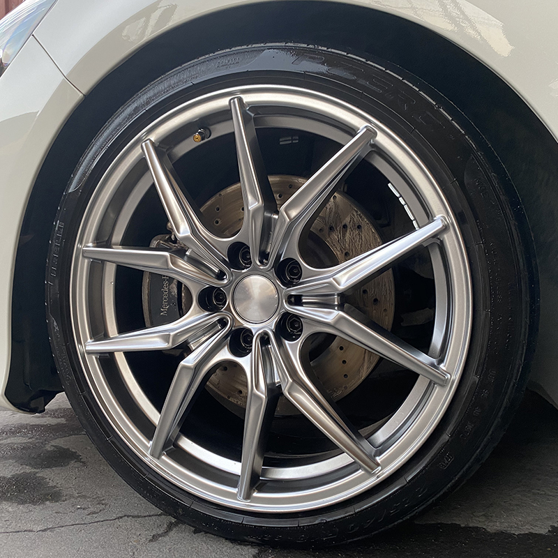 Asign FZ018 18" Lightweight Alloy Wheel – 690KG Load Rated