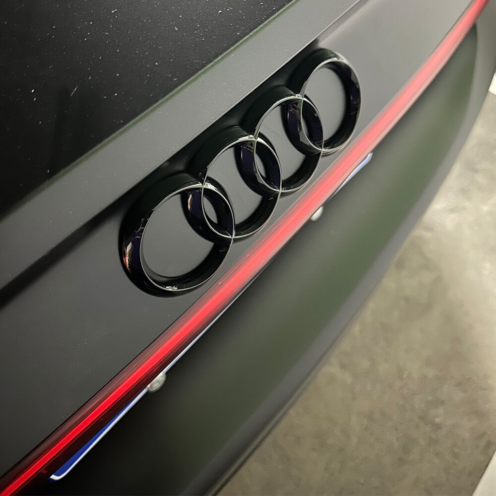 Asign Audi Blackout Emblem – Lightweight, Durable, Easy Installation
