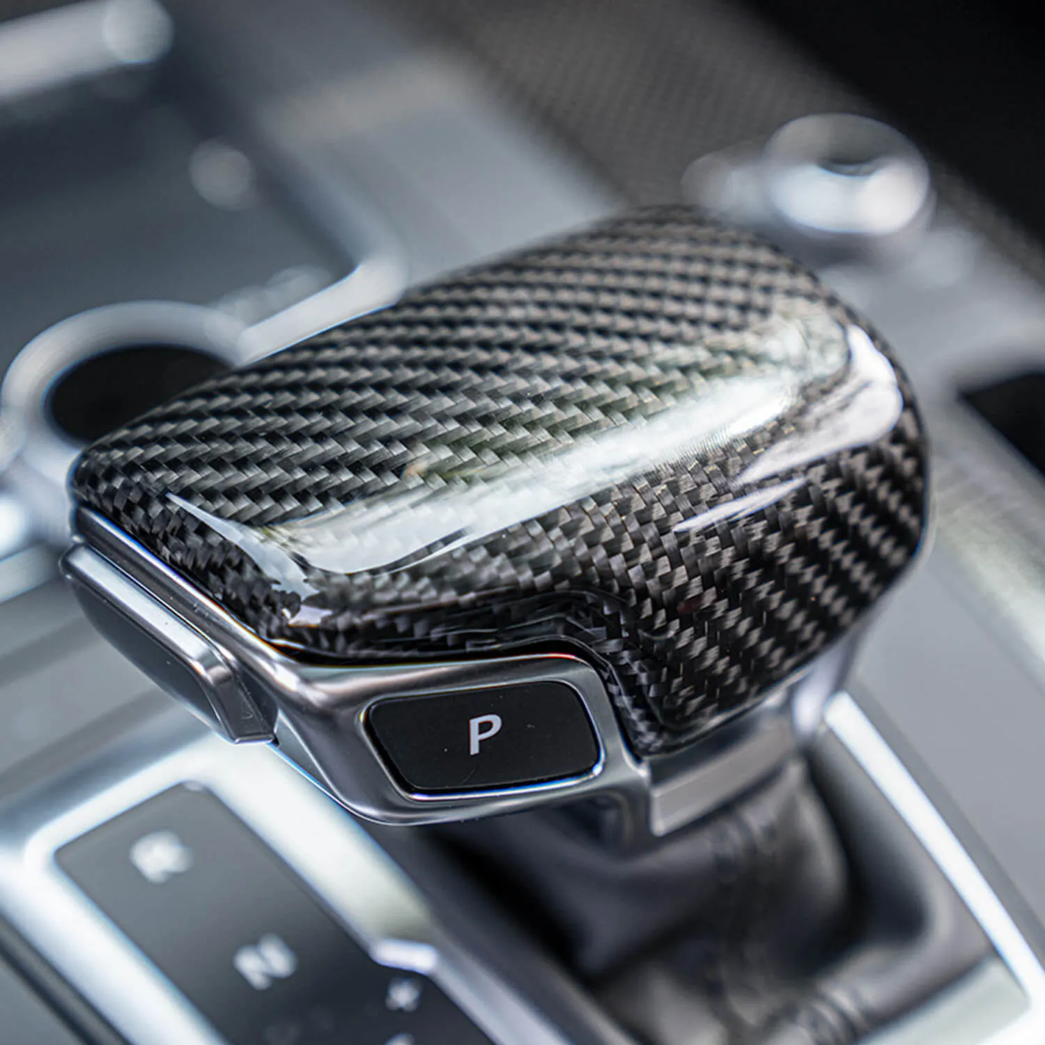 Audi B9.5 Carbon Fiber Interior Styling Kit: Gear Knob Trim, 7-Piece Dash Trims & Premium Alloy Key Cover