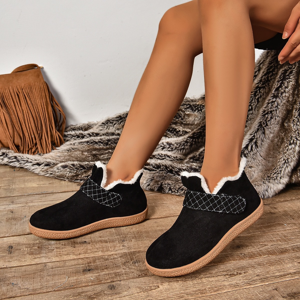 Winter velvet flat round toe cotton boots
