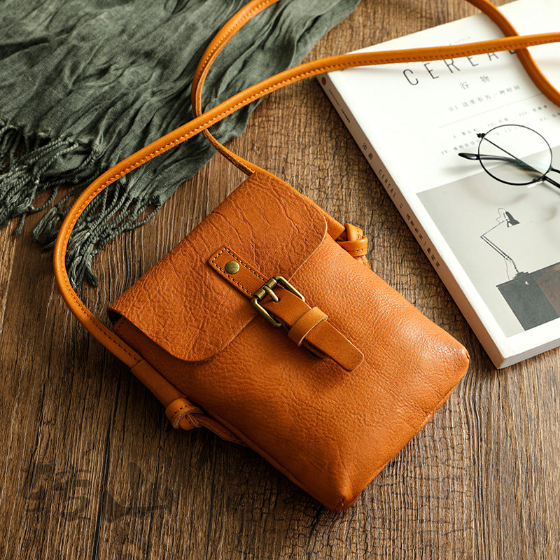 Vintage Vege Tanned Leather Mini Cellphone Bag