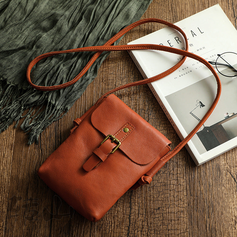 Vintage Vege Tanned Leather Mini Cellphone Bag