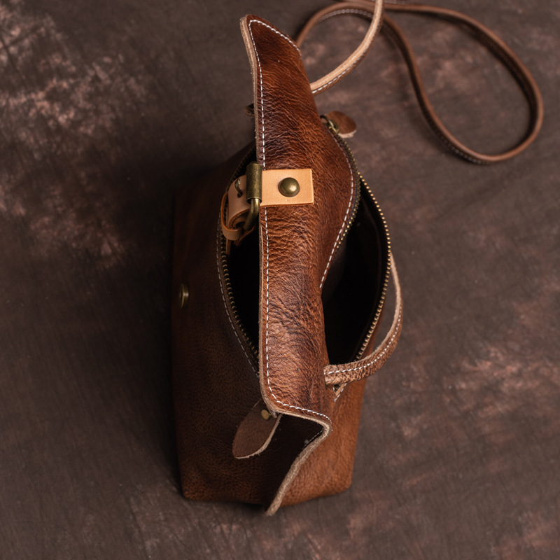 Tree Cream Leather Retro Soft Shoulder Bag