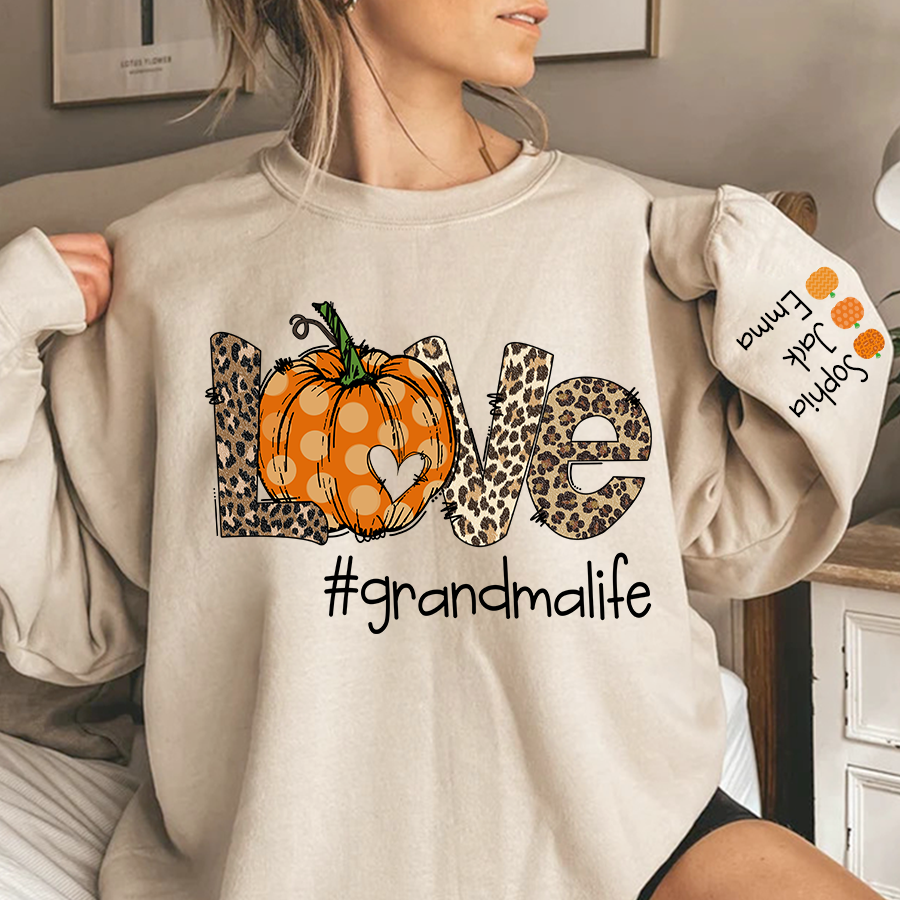 Love Grandma Life Pumpkin Heart And Grandkids CL01 Autumn Sweatshirt