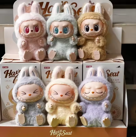 Have a Seat、macaron , big into energy Have a Seat、macaron , big