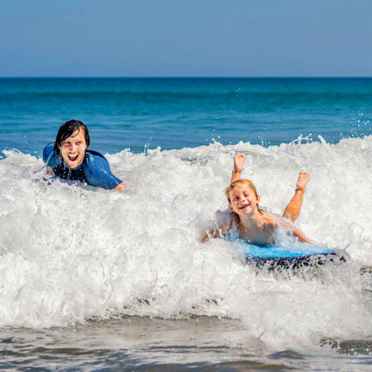 Portable Inflatable Surfboard for Outdoors
