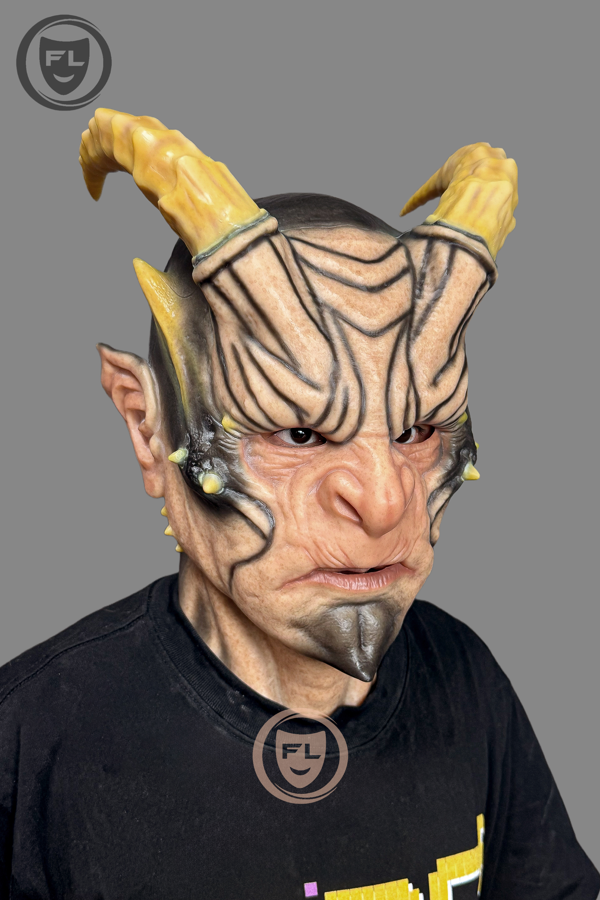 Demon Horn Silicone Mask – Ultra Realistic Full Head Monster Mask for Halloween & Cosplay