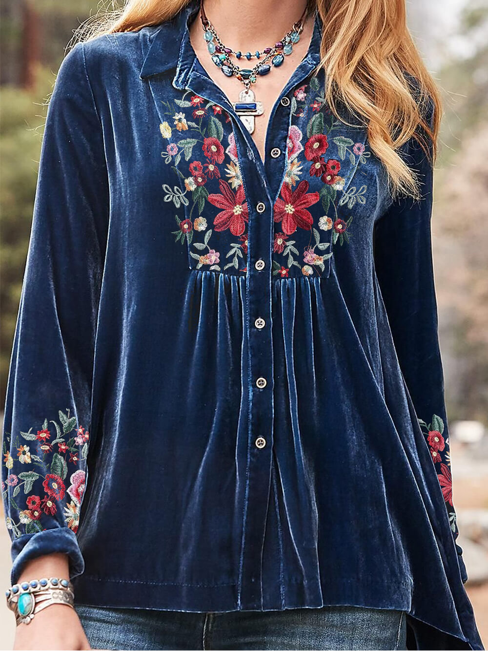Embroidery Velvet Flutter Sleeve Top-CALLISTARI