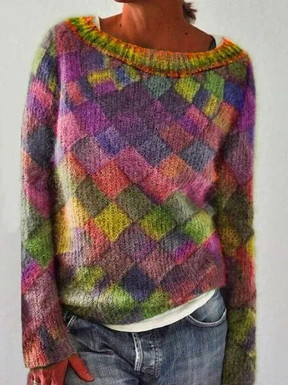 Round Neck Diamond Long Sleeve Sweater-CALLISTARI