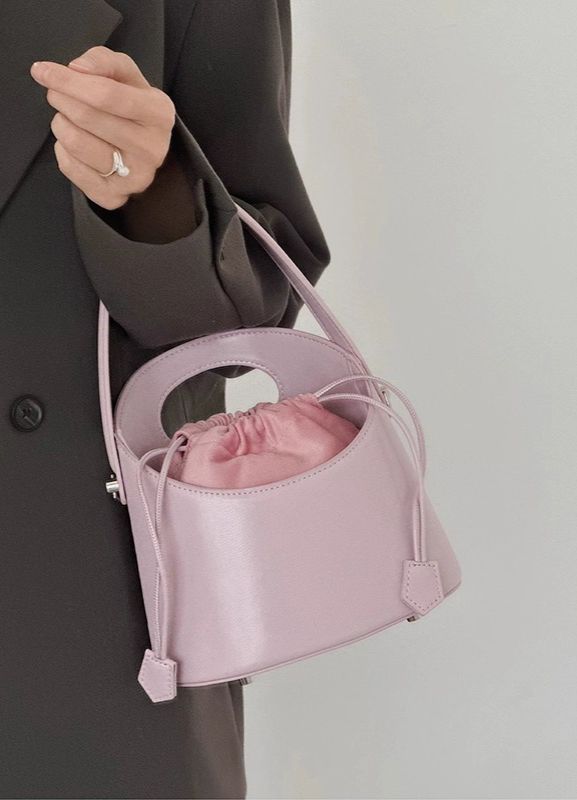 The Davina-CALLISTARI