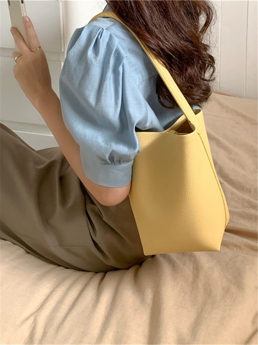 The Ezlyn-CALLISTARI