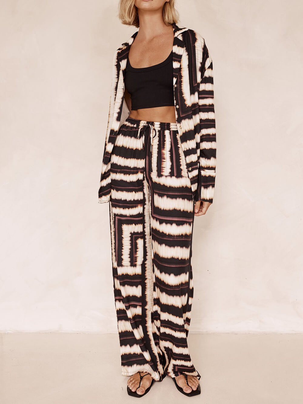 Signature Strip Textured Chocolate Print Baggy Pants-Set-Mesadic
