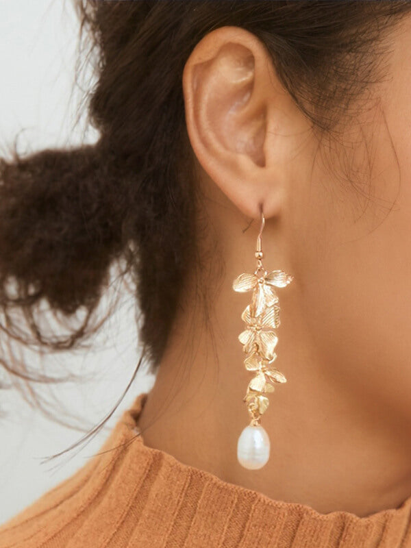 Vintage Botanical Carved Pearl Earrings-CALLISTARI