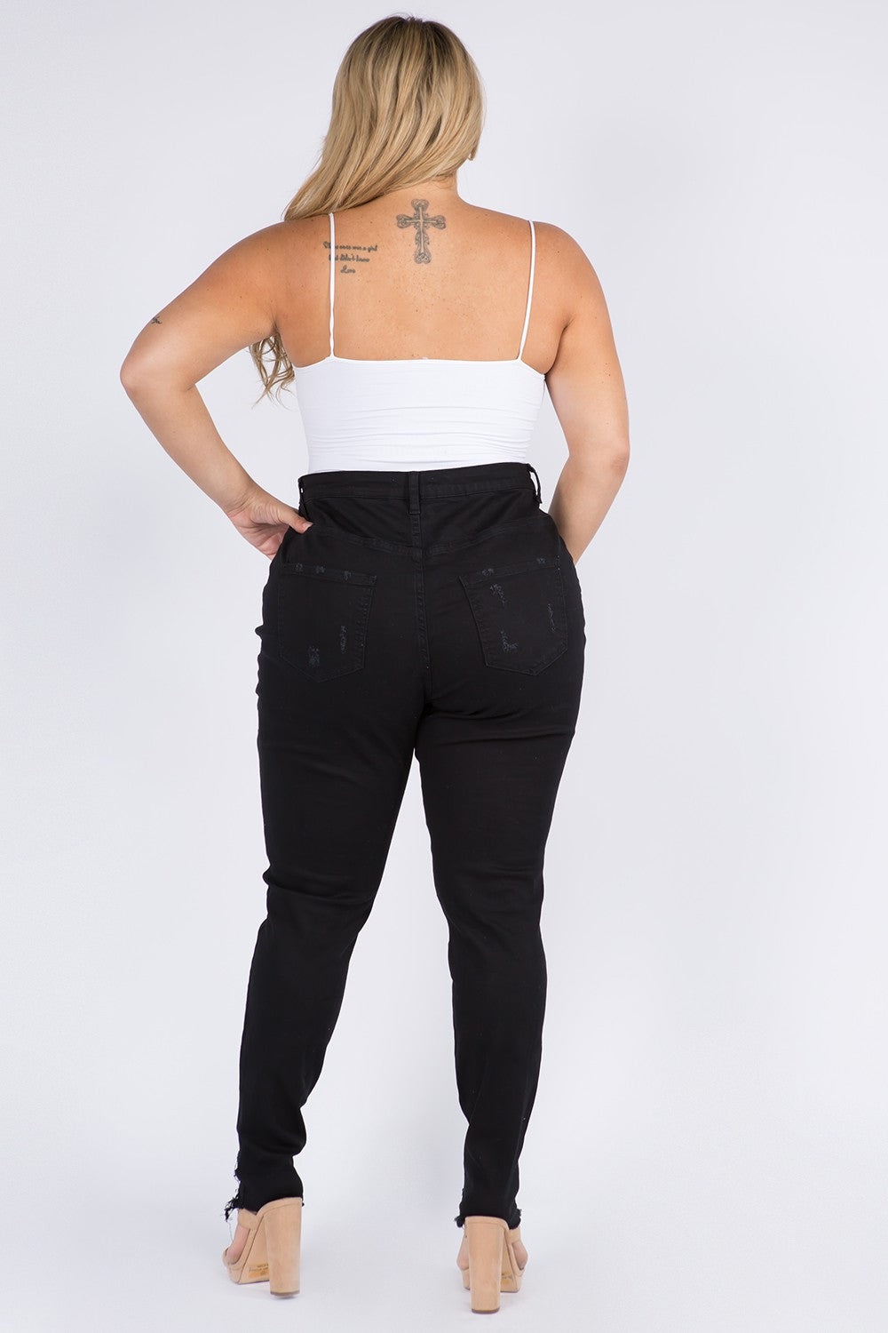Curvy Girl 6 Button Skinny Jean - Black-Mesadic
