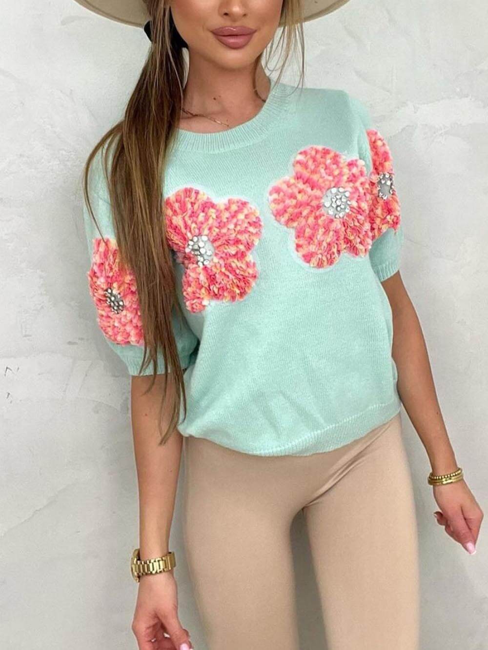Sweet Contrast Color Flower Round Neck Short Sleeve Sweater-CALLISTARI