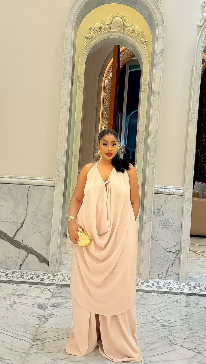 Ruffled backless top and wide-leg pants set