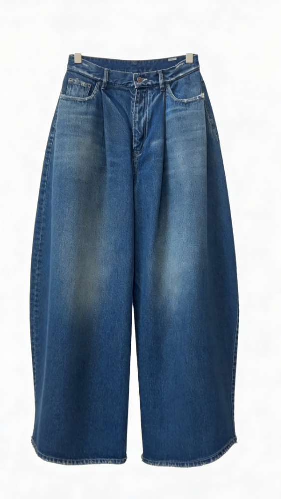 Mid-Wash Pleated Balloon-Leg Denim Jeans