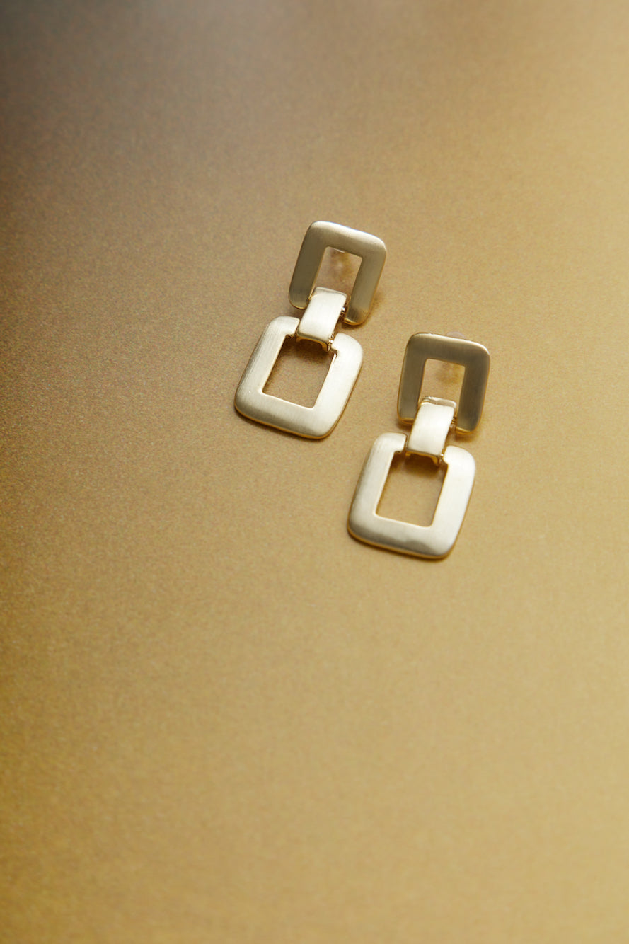 18K Gold Plated Dusk Comes Earrings Gold-CALLISTARI