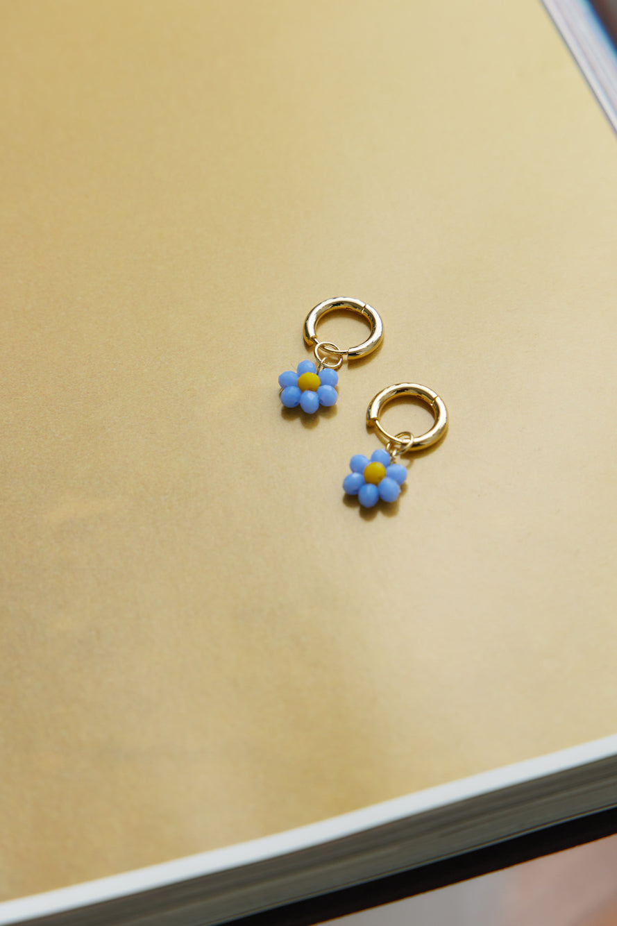 14K Gold Plated Cute As A Daisy Earrings Dark Blue-CALLISTARI