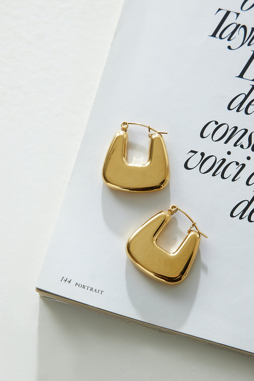 18k Gold Plated Standing Out Earrings Gold-CALLISTARI