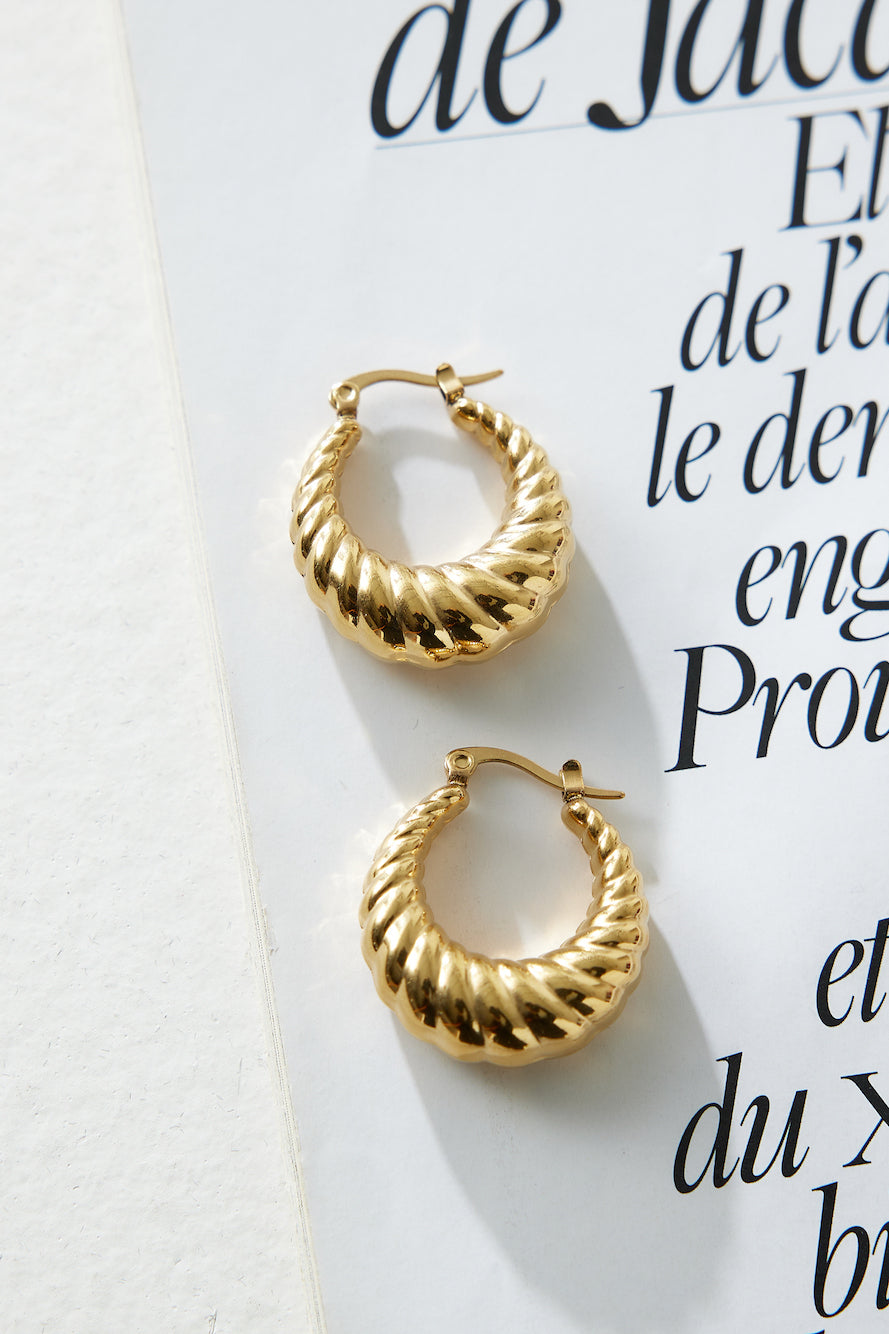 18k Gold Plated Need It Hoop Earrings Gold-CALLISTARI