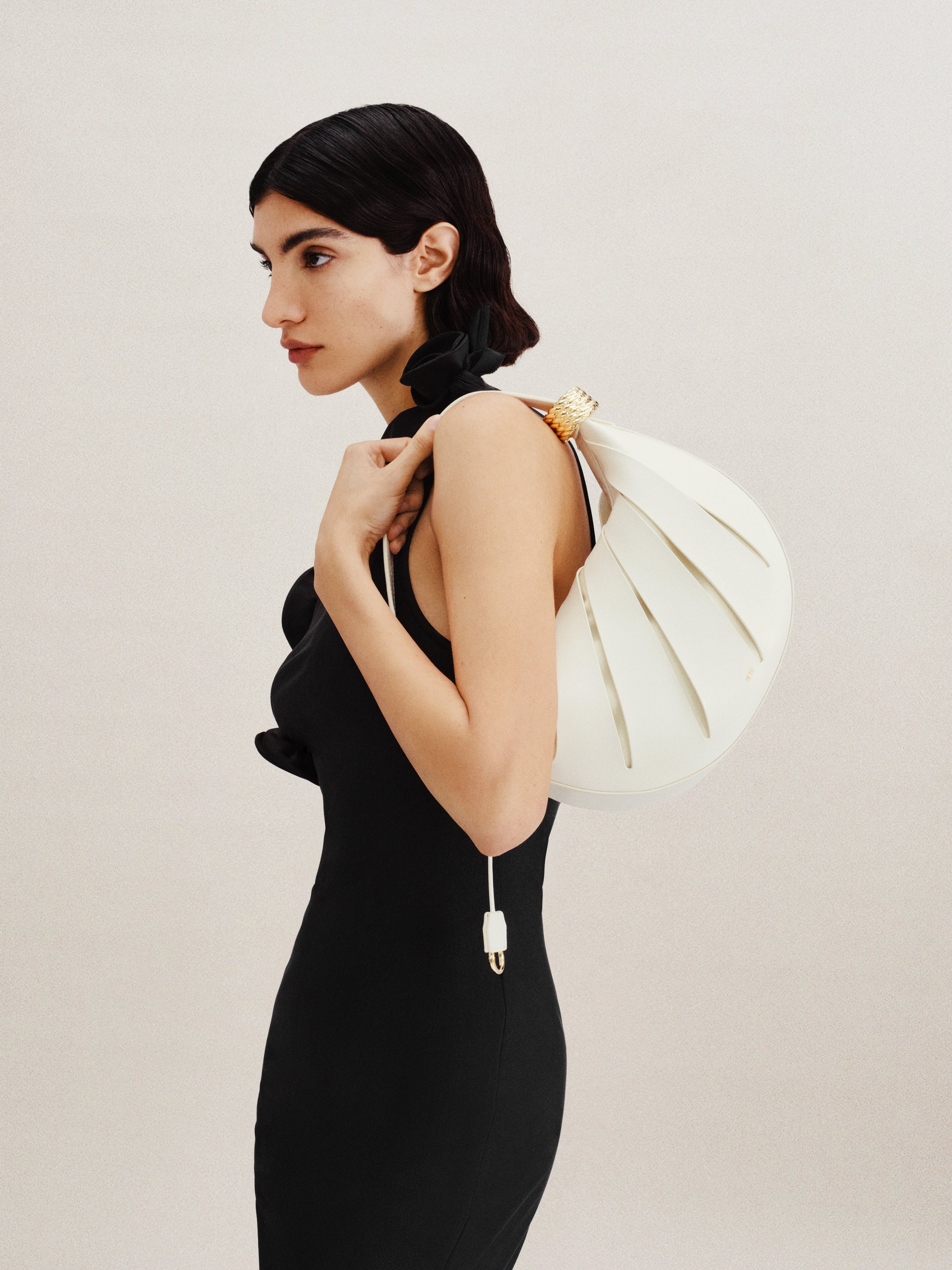 Jana Hollow Out Shoulder Bag - White-Mesadic