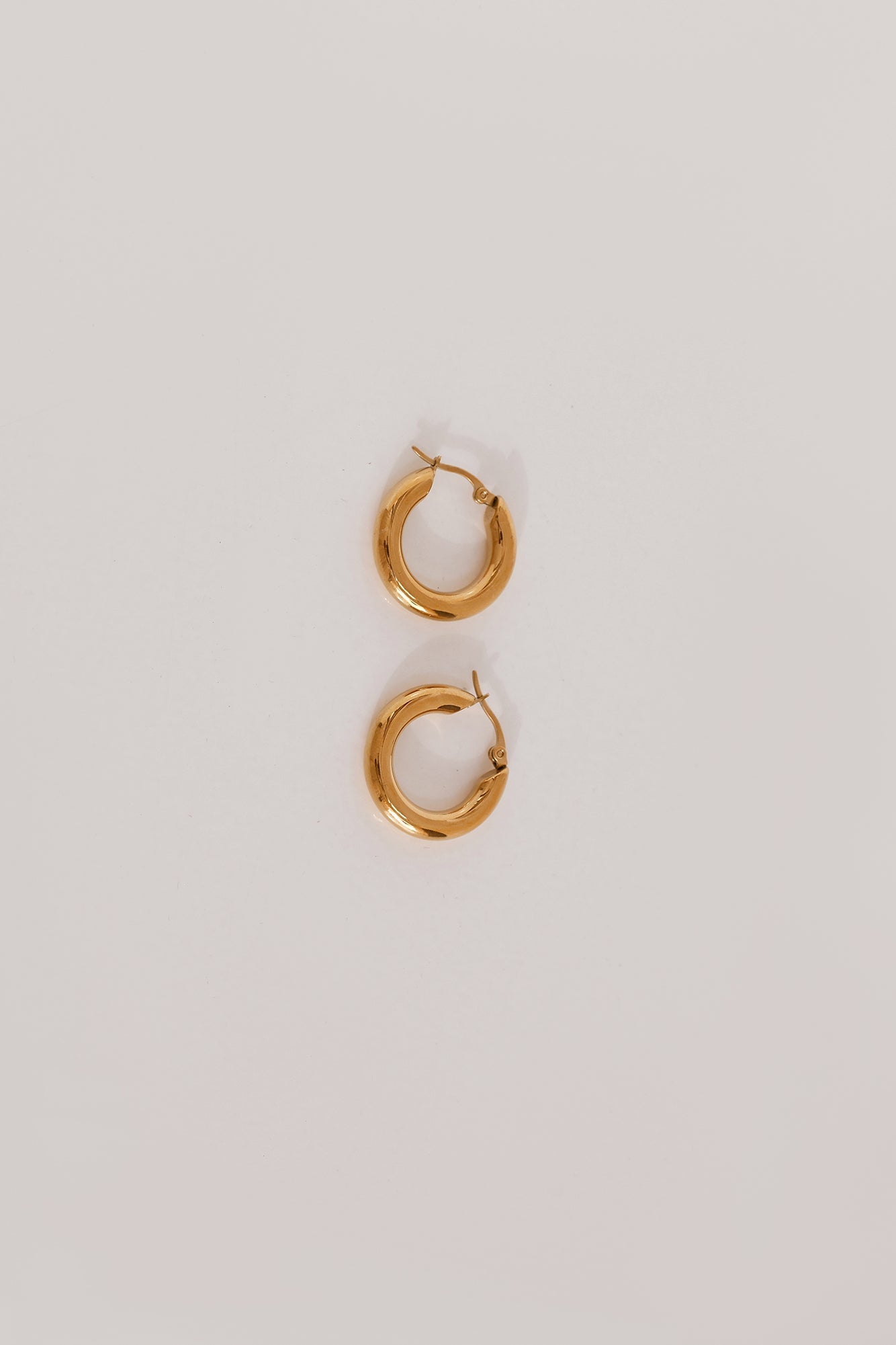 18k Gold Plated Power To Her Hoop Earrings Gold-CALLISTARI