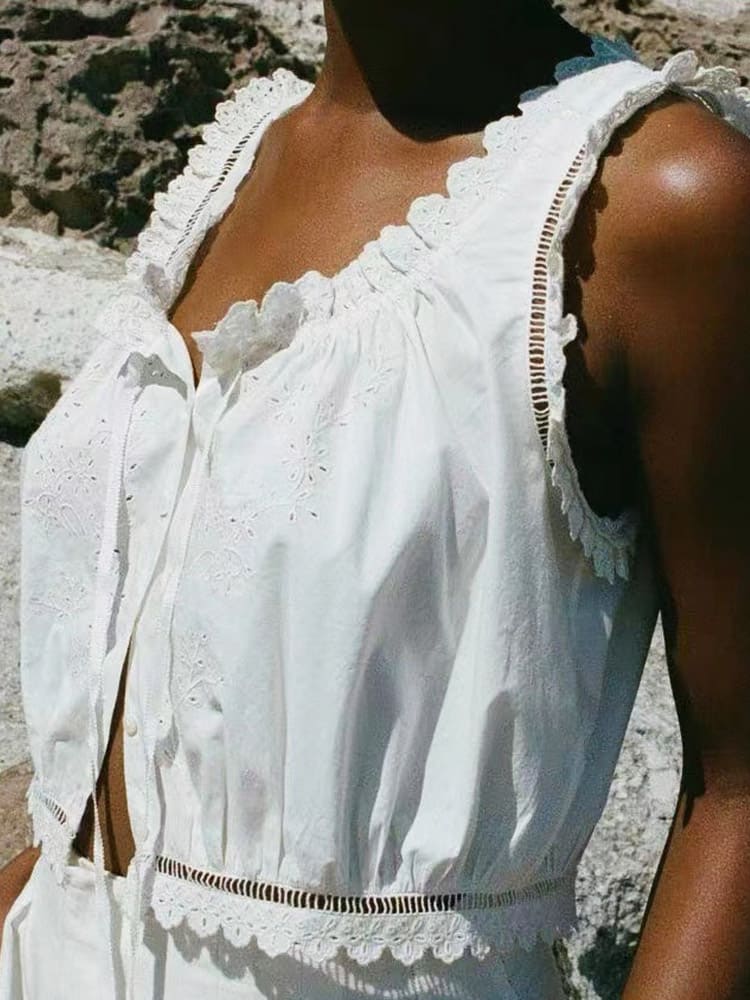 Embroidered Floral Lace Tie Tank Top-CALLISTARI