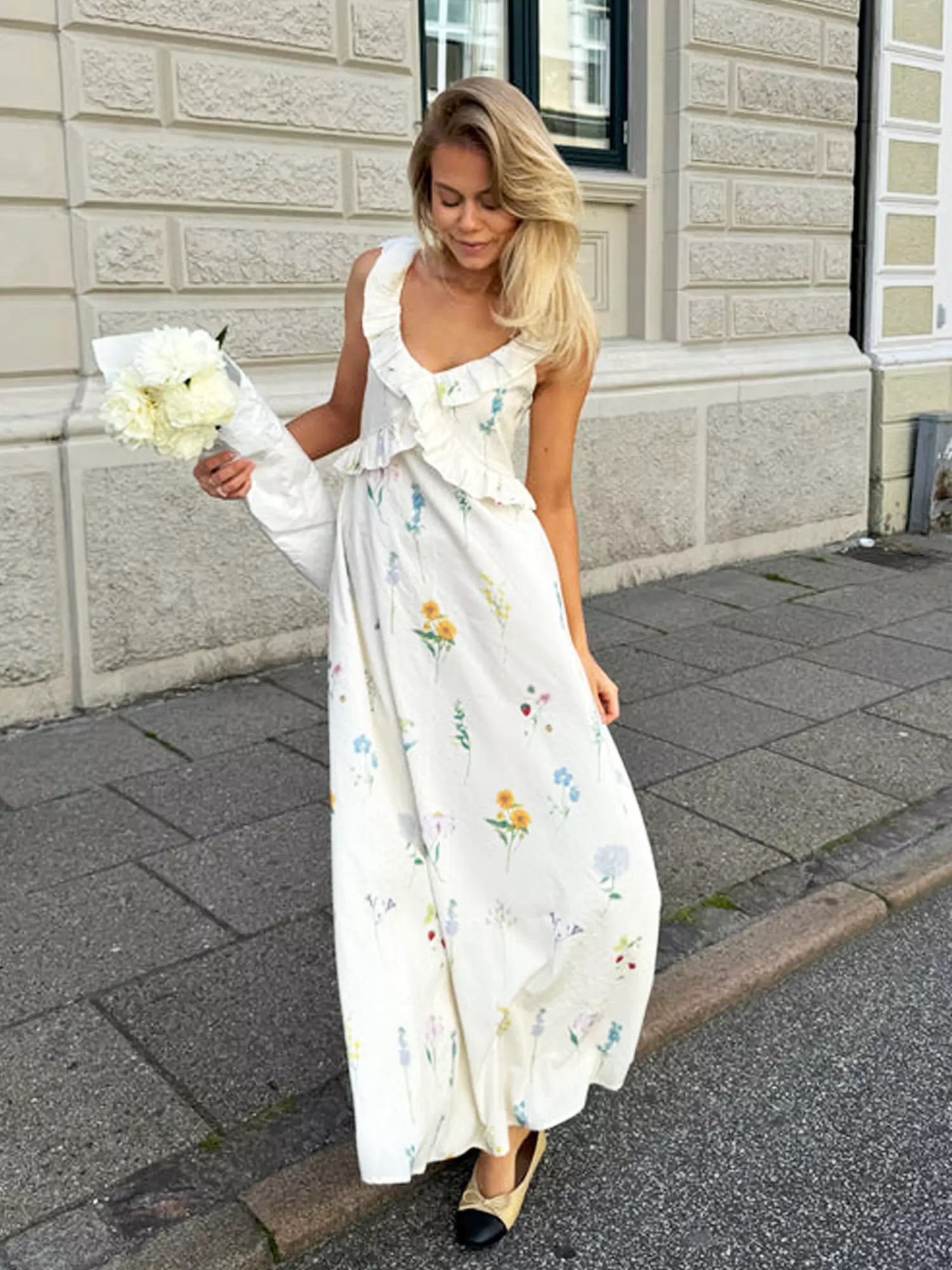 Ivory Floral Elegance Maxi Dress-CALLISTARI