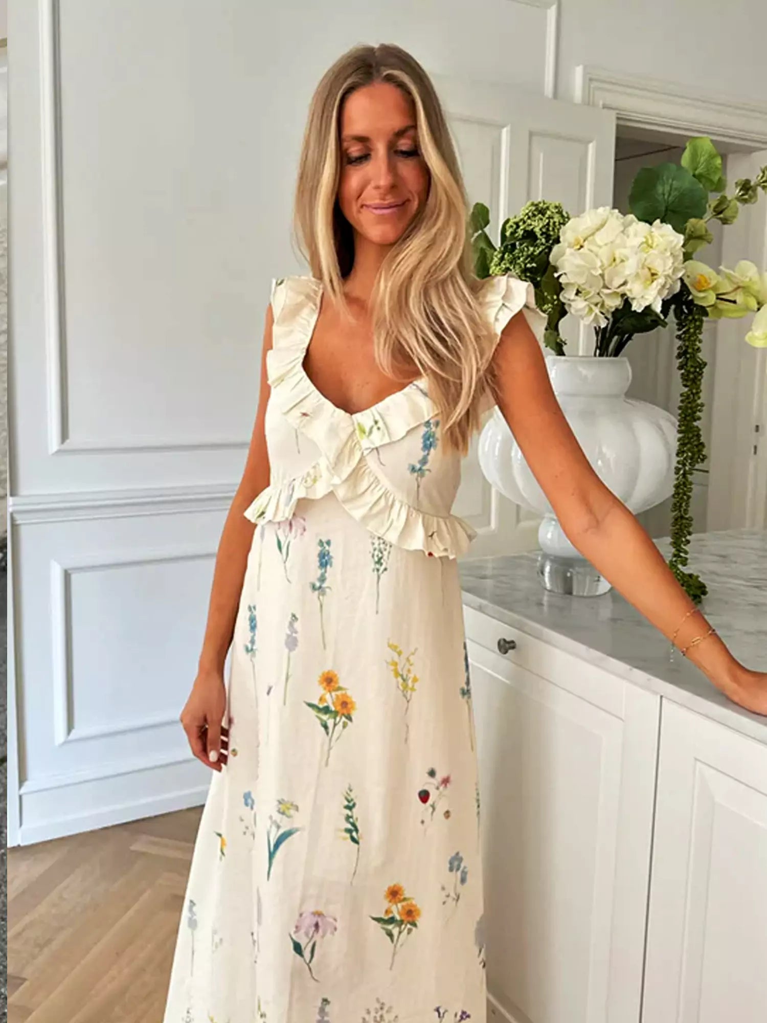 Ivory Floral Elegance Maxi Dress-CALLISTARI