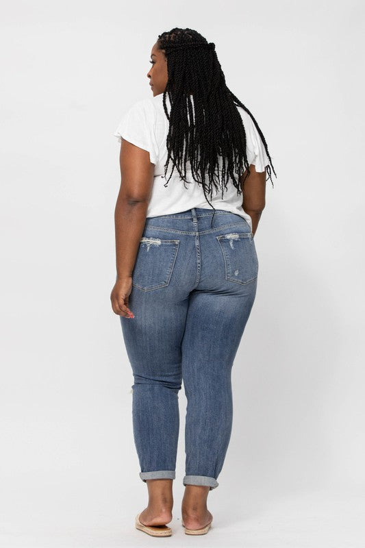 Curvy Girl Judy Blue Mid Rise Destroyed Boyfriend Jeans-Mesadic