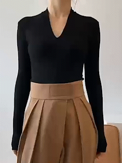 Solid Long Sleeve Knit Top-CALLISTARI