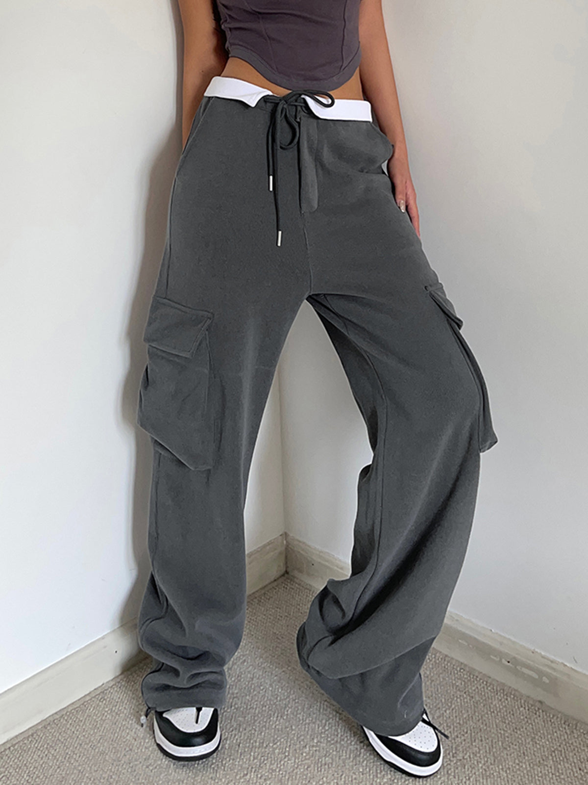 Contrast Waistband Cargo Sweatpants-CALLISTARI