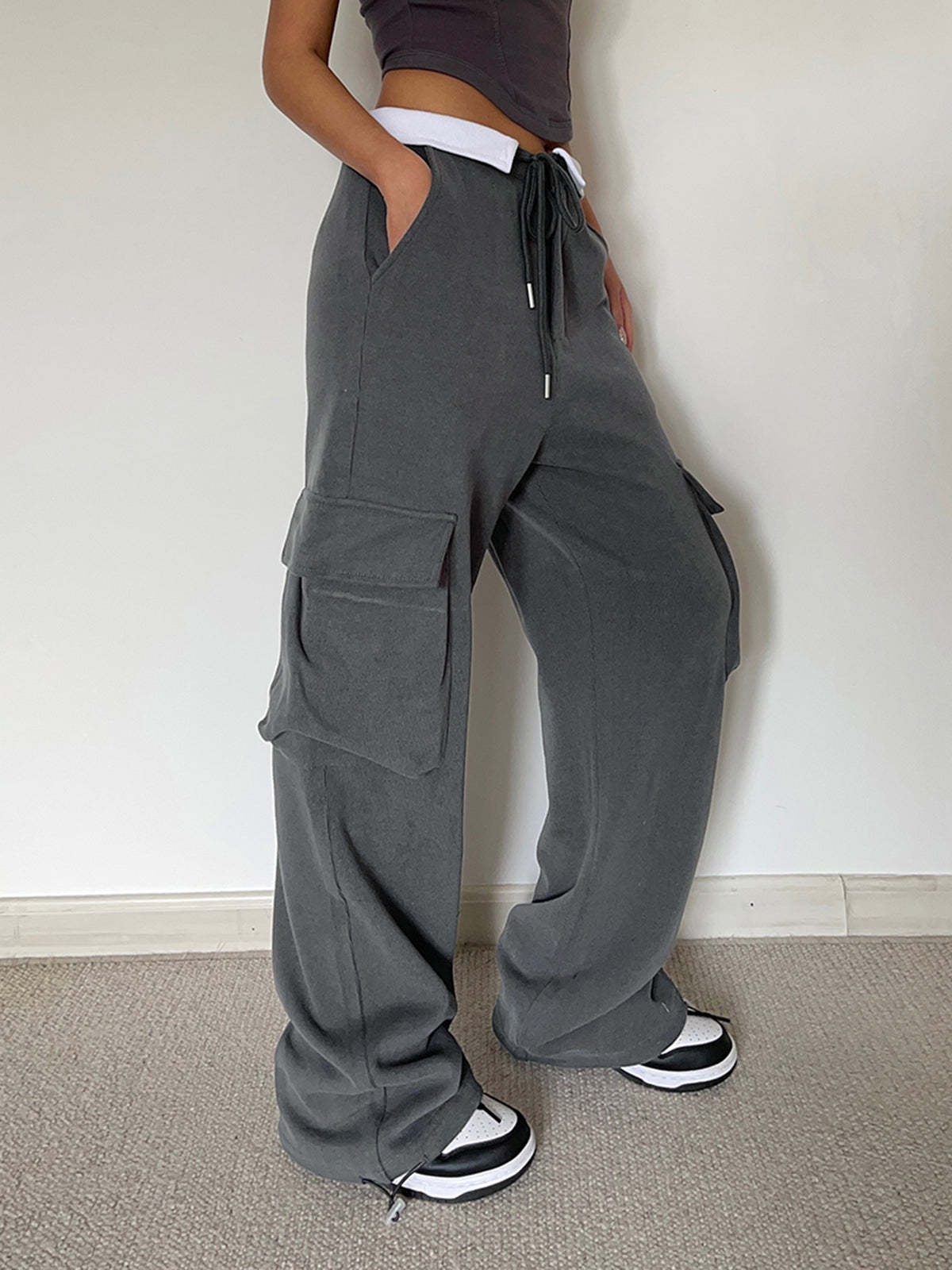 Contrast Waistband Cargo Sweatpants-CALLISTARI