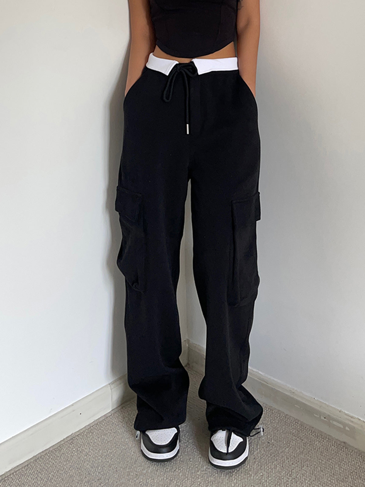 Contrast Waistband Cargo Sweatpants-CALLISTARI