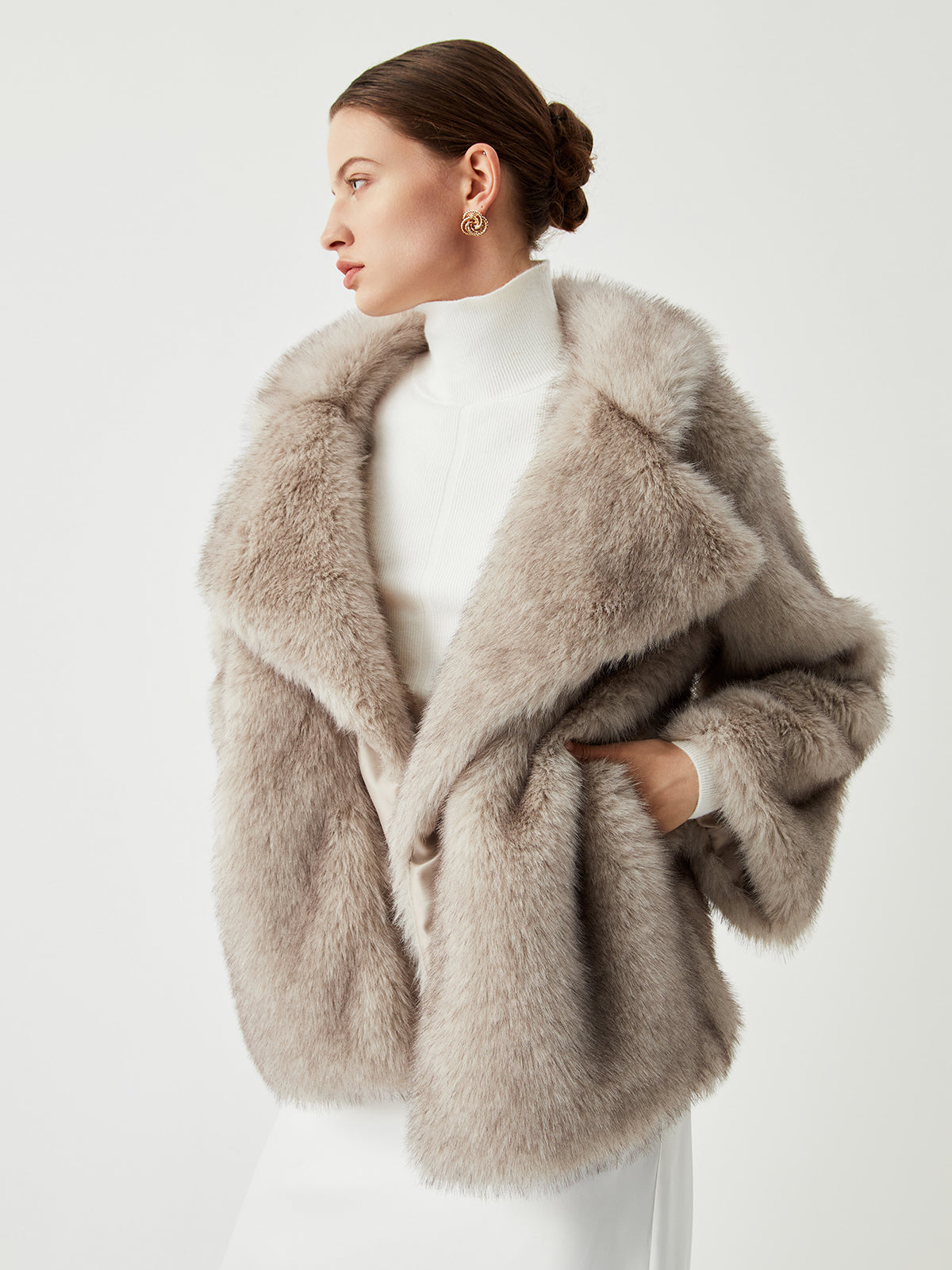 Oversized Collared Faux Fur Coat-Mesadic
