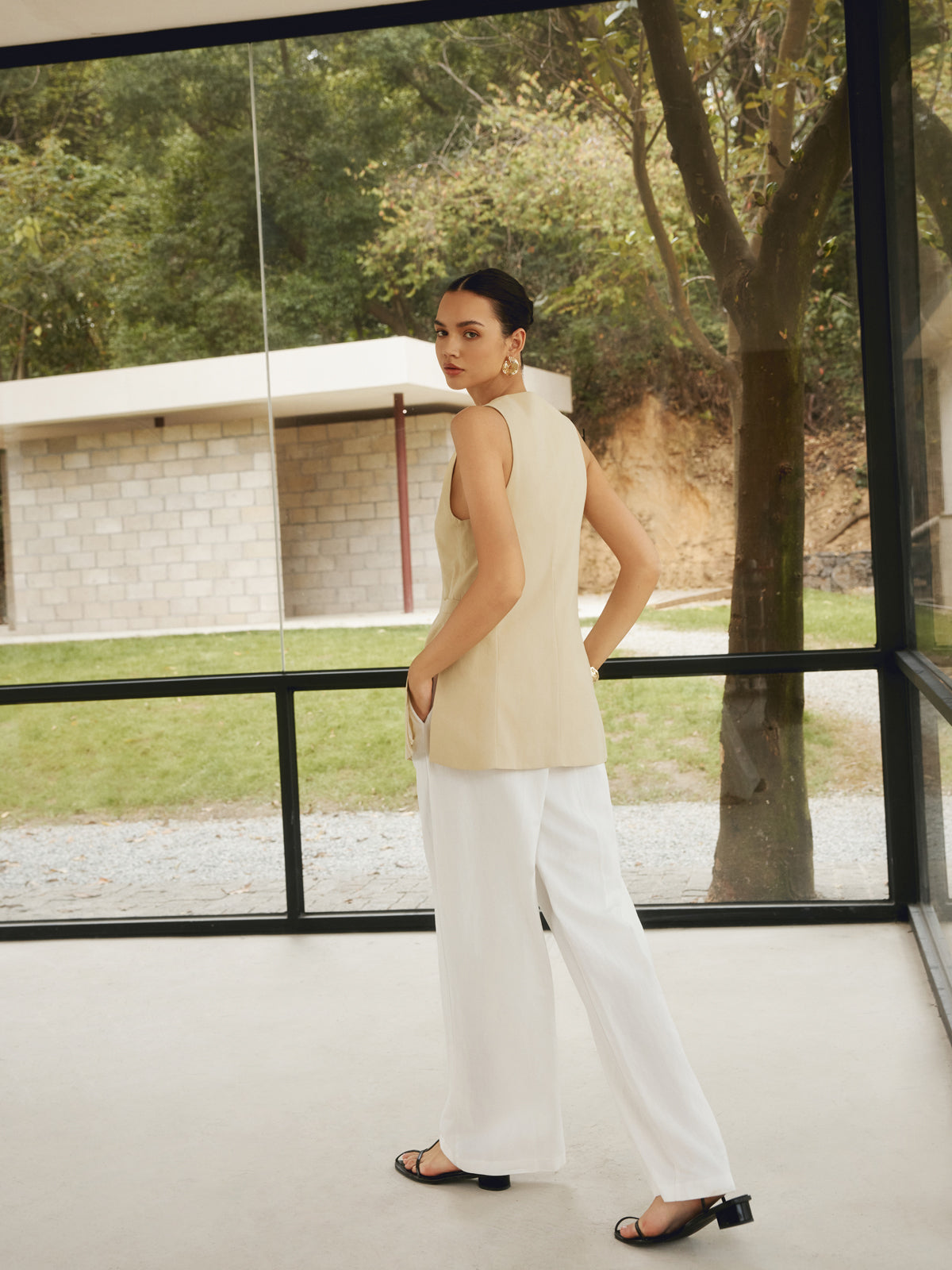 Cotton Blends Button Split Vest-CALLISTARI