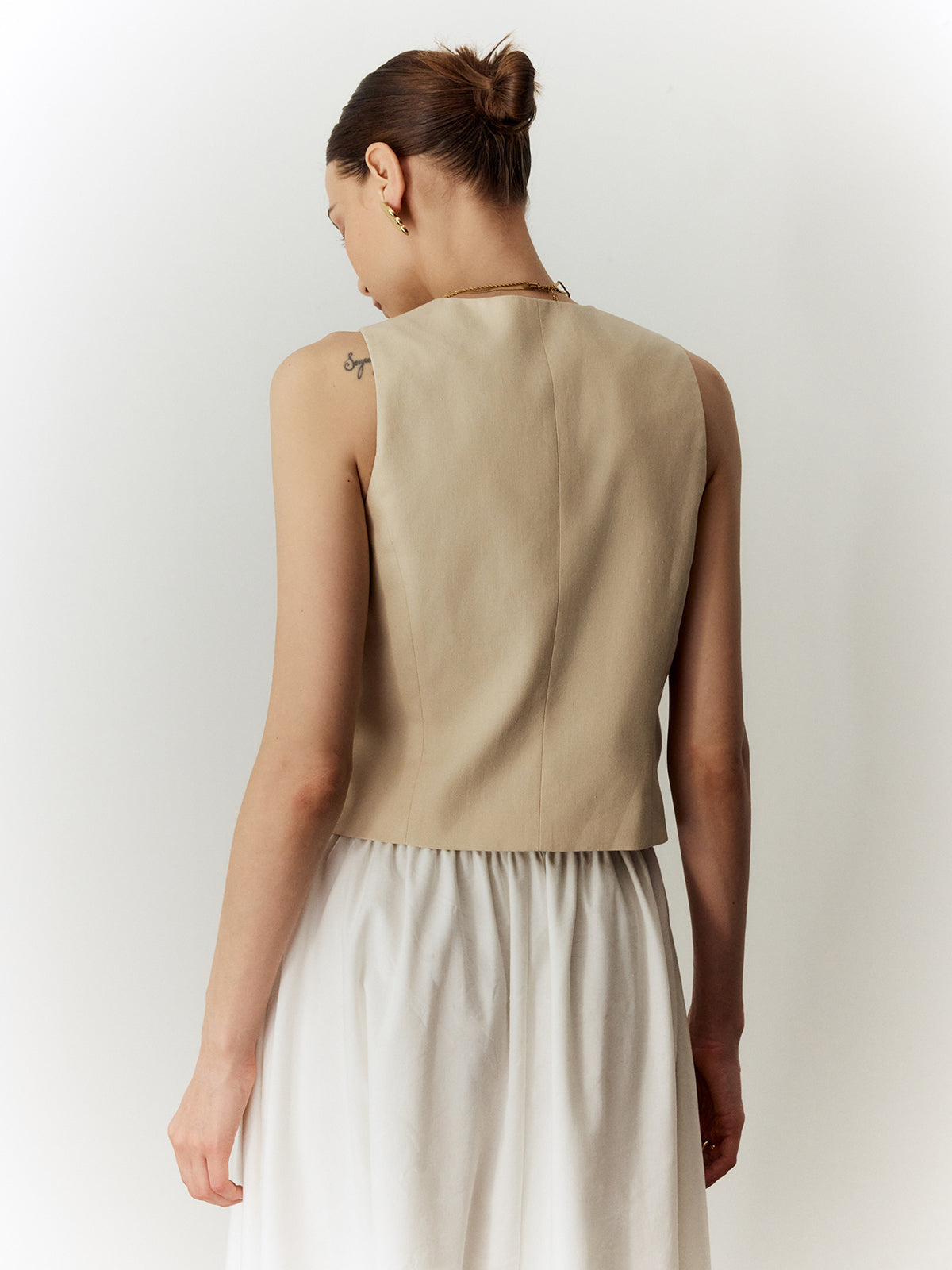 Cotton & Linen Solid V-Neck Vest-CALLISTARI