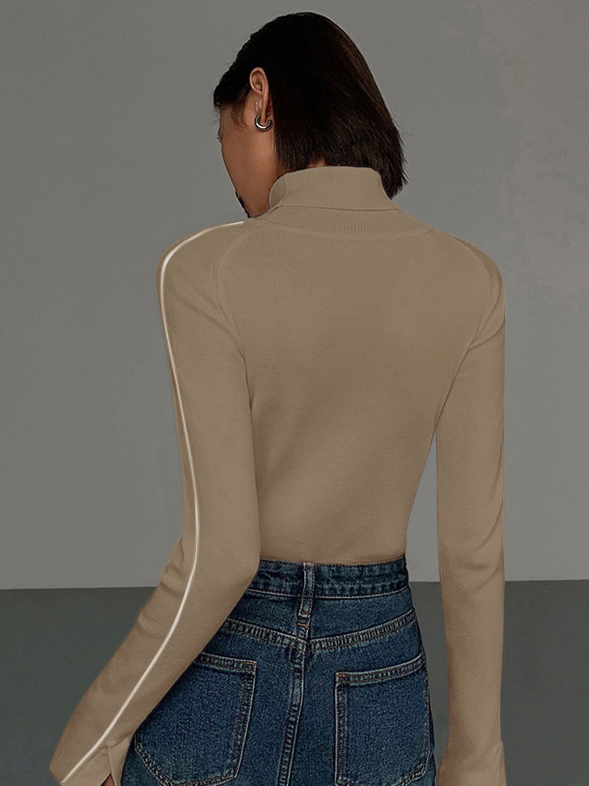 Callistari Contrast Piping Turtleneck Sweater-CALLISTARI