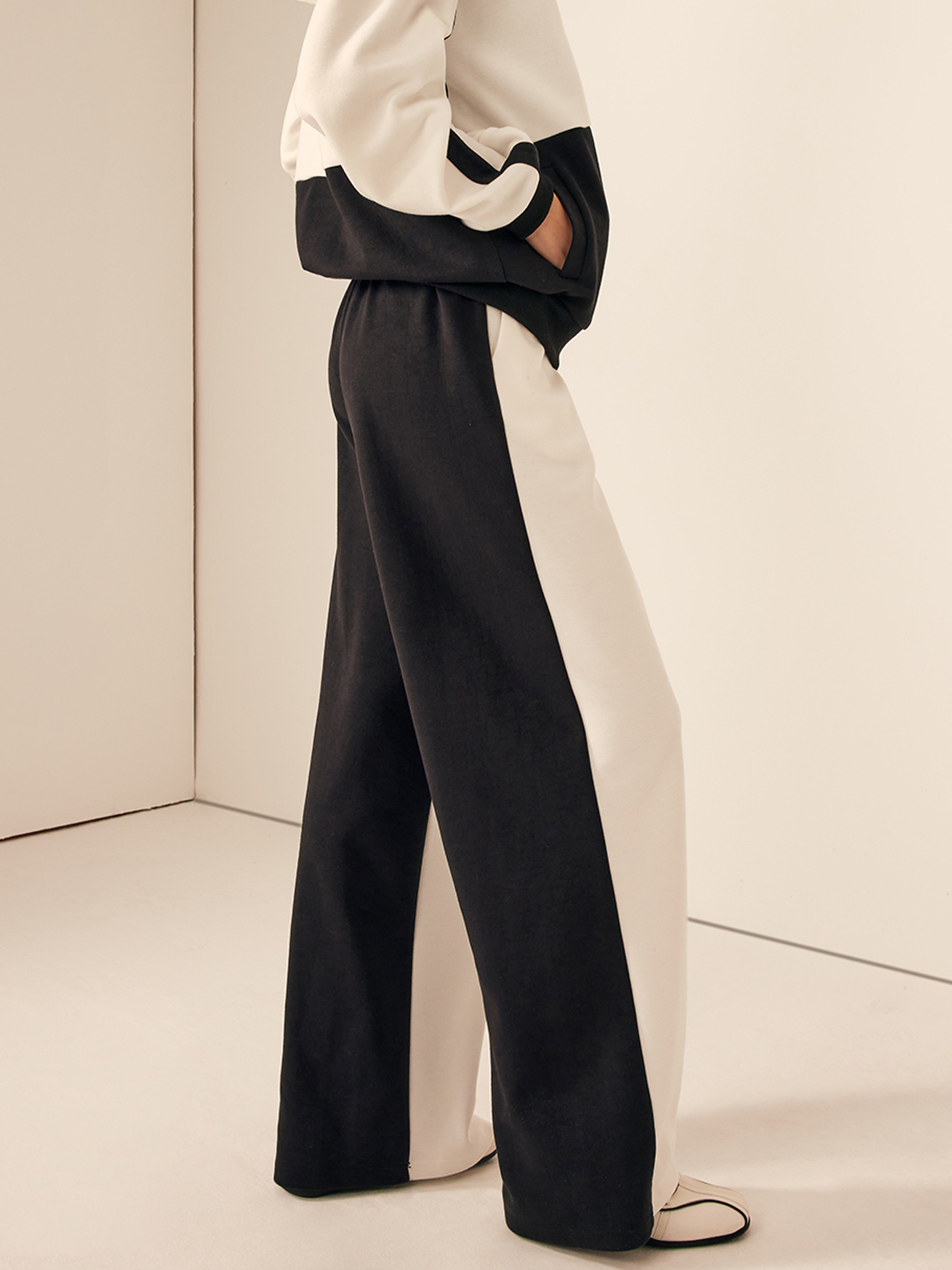 Two Tone Elastic Waist Sweatpants-Mesadic